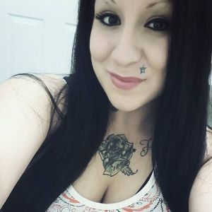 Meet your Posher, Alicia