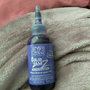 Violet hair semi permanent color