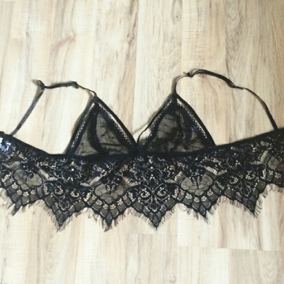 2 FOR 1!!! Eyelash Bralette!!!🛍 - Picture 4 of 4