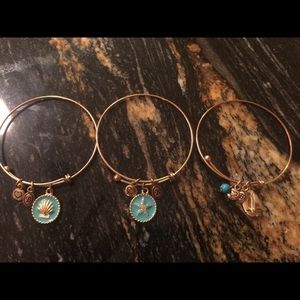 Bella Perlina bangle charm bracelet