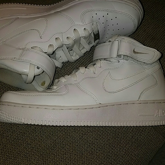 Airforce ones - Picture 4 of 4