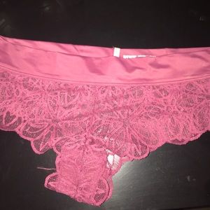 VS pink cheekster panties 💕