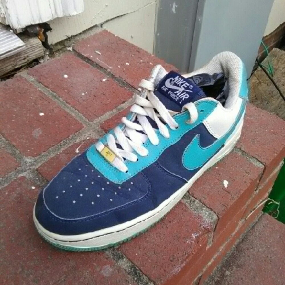 Nike air force 1 extra pics (other pics in closet)