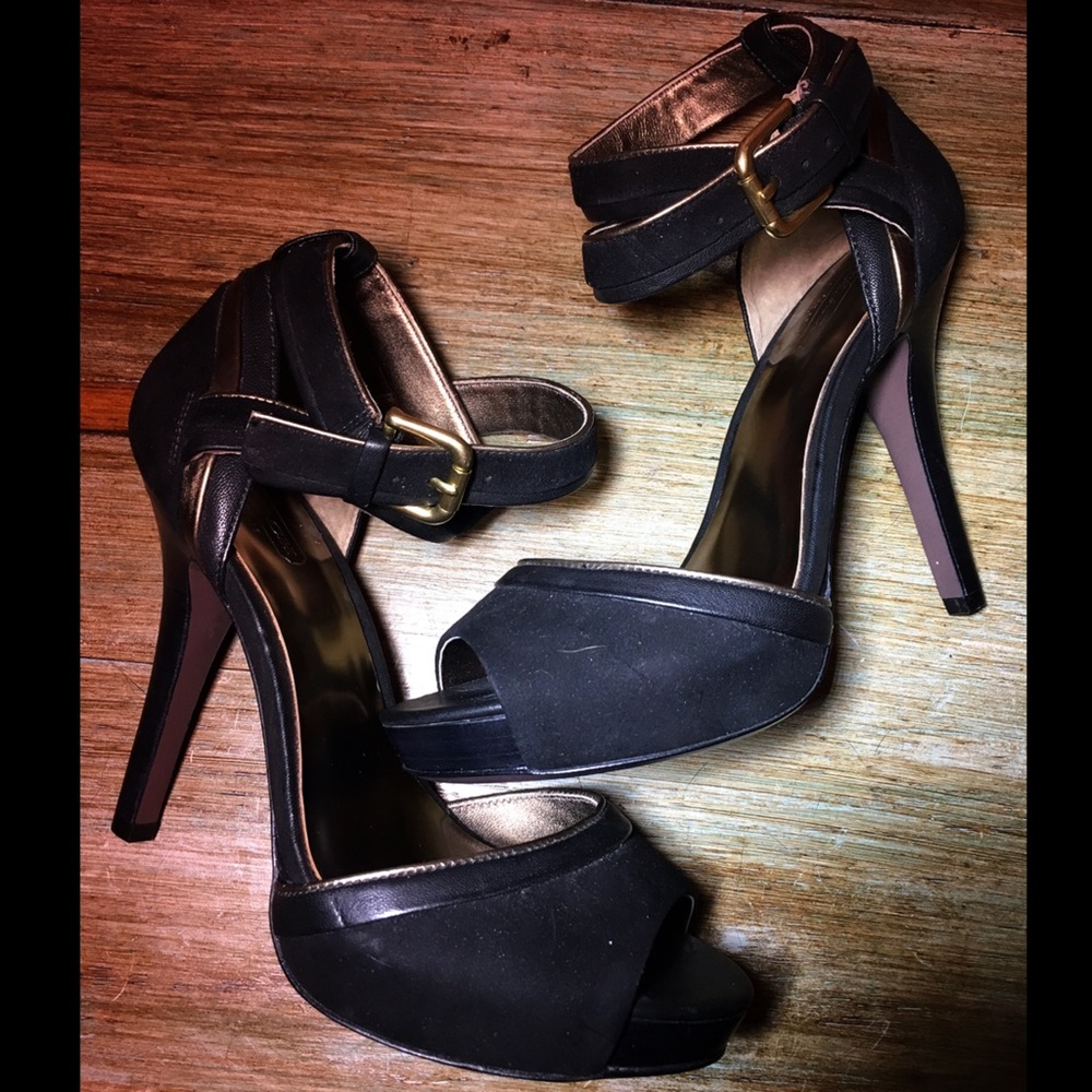 NWOB COACH Andrea Open-Toe Heel - Size 6