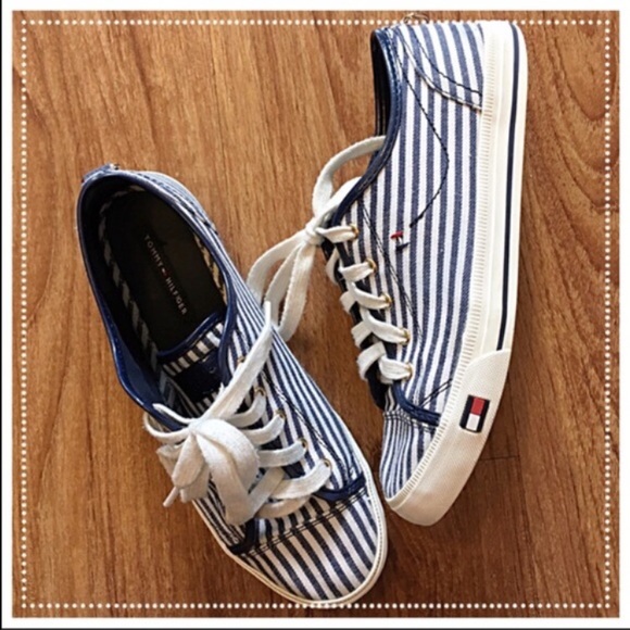 tommy hilfiger striped shoes