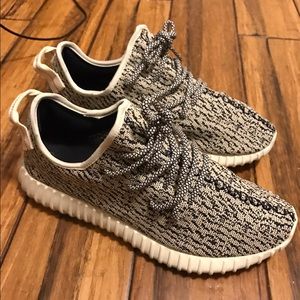 Yeezy 350 boost