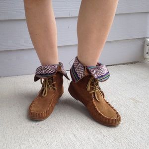 Steve Madden tblanket moccasins