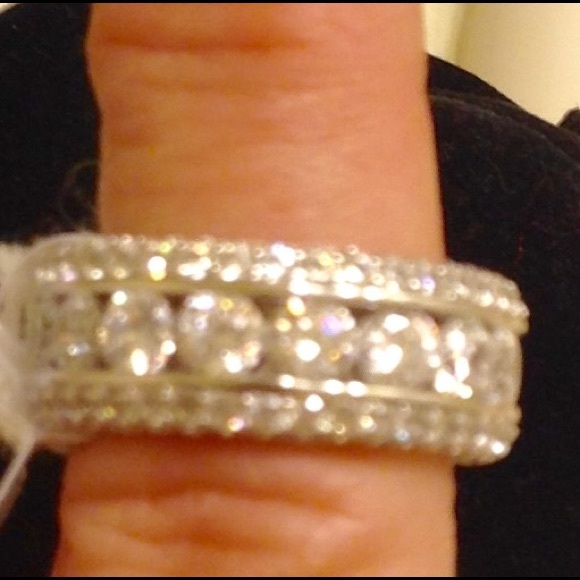 Eternity ring💍💍💕💕NWT - Picture 4 of 4