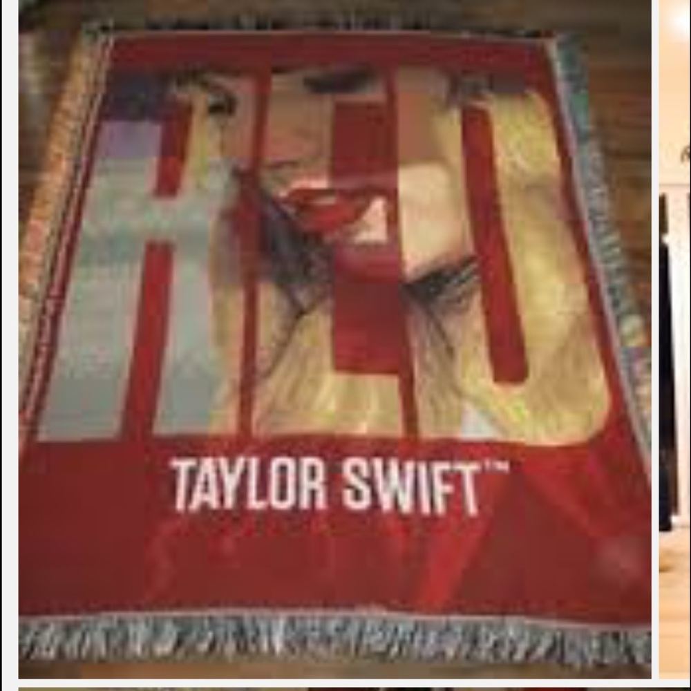 RED Taylor Swift blanket
