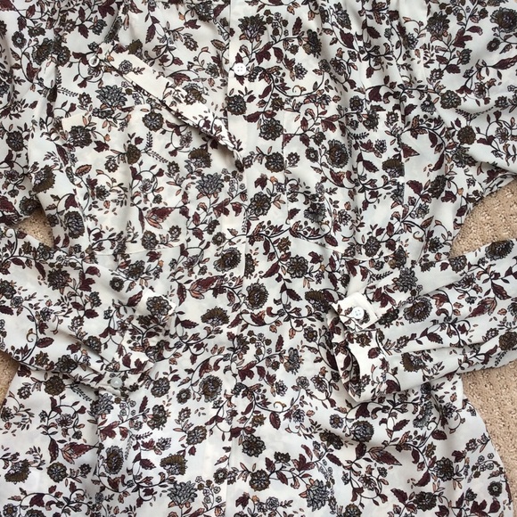 Loft Floral Blouse - Picture 4 of 4