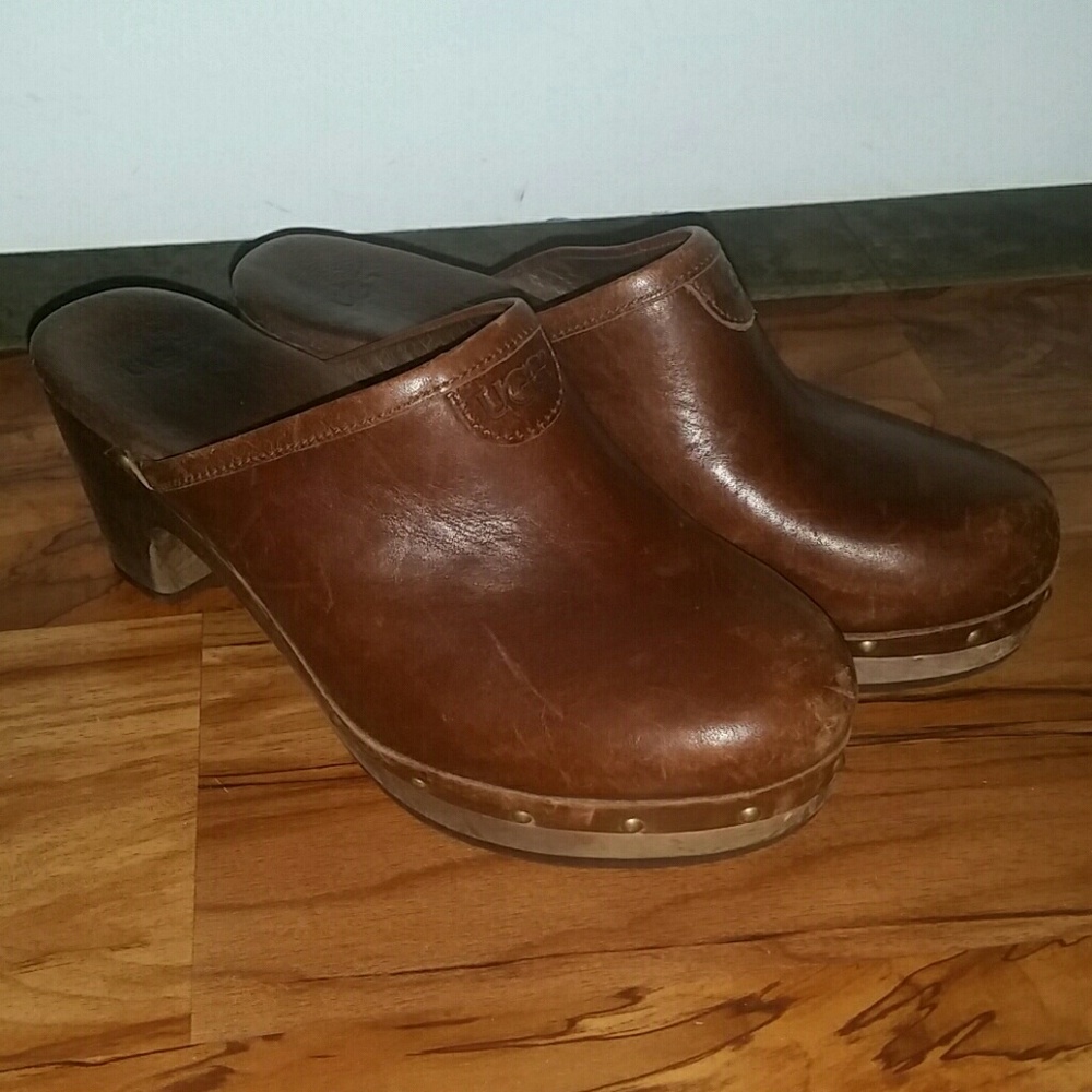 UGG Clogs