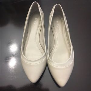 BCBG Generation flats