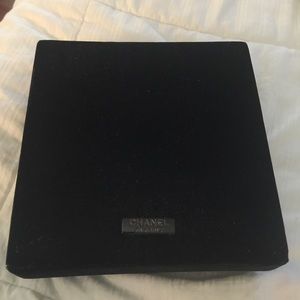 Chanel box