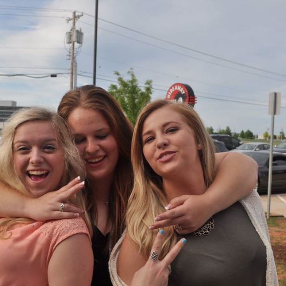 Meet your Posher, Alyssa