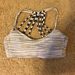 Lululemon Lighten Up Bra