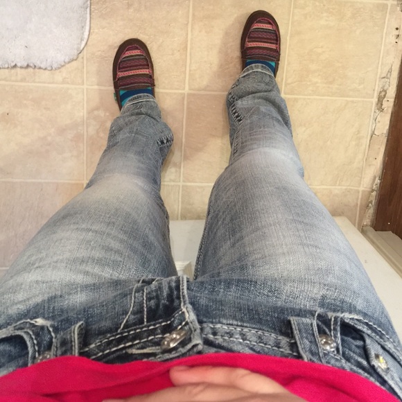 Beautiful Miss Me Easy Straight Mid Rise jeans 👖 - Picture 3 of 4