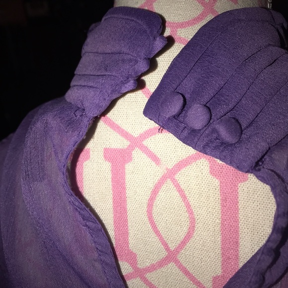 Ruffle blouse - Picture 2 of 3