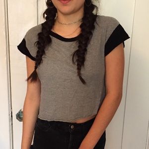Brandy melville grey/black tee