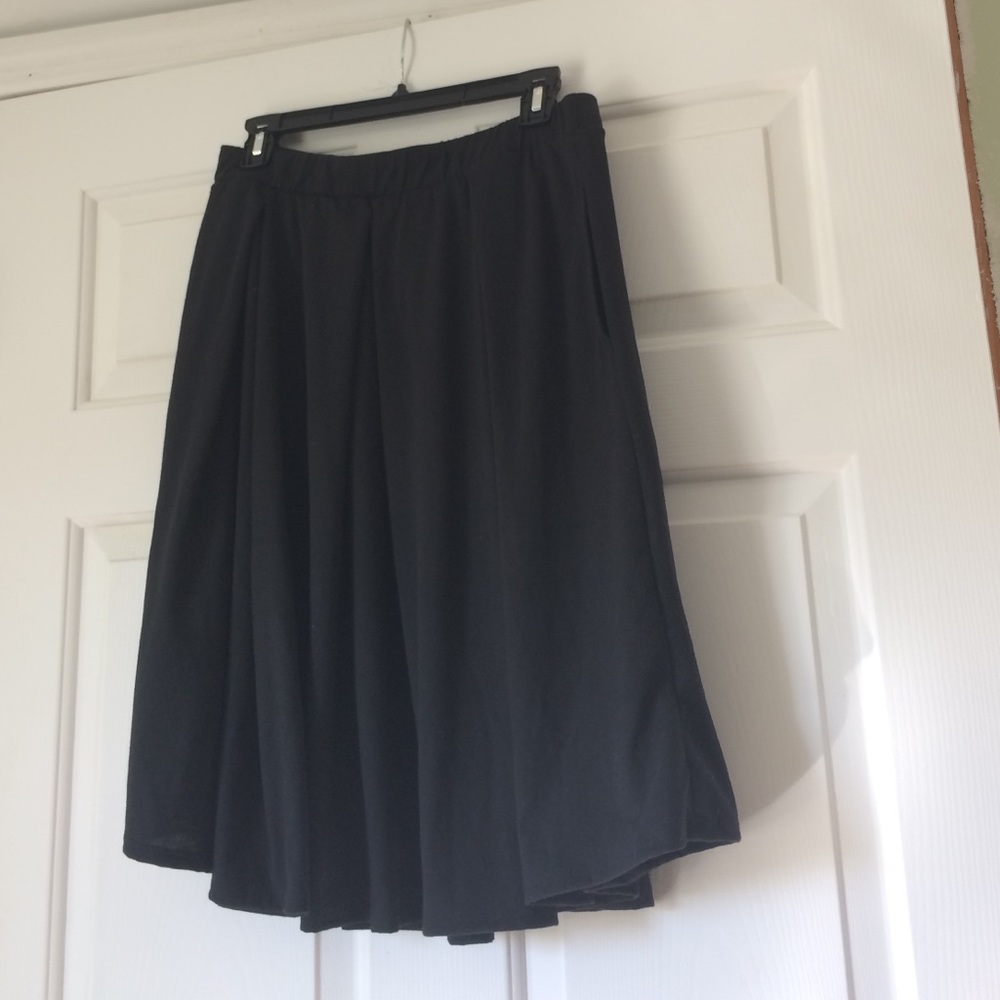 Black XL Lularoe Madison Skirt