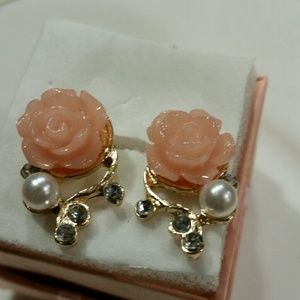Beautiful vintage rose earrings