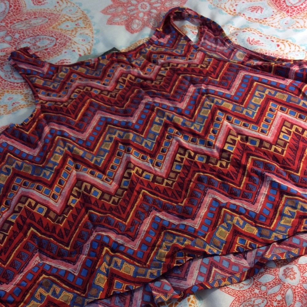 New Red Crop Top - Picture 2 of 2