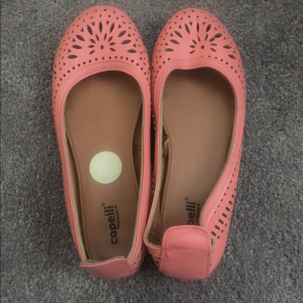 Salmon colored flat