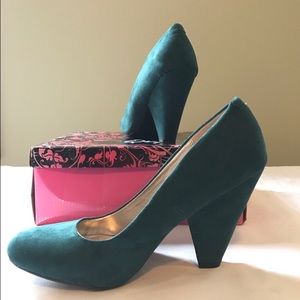 Green Suede Cone Heel Shoes