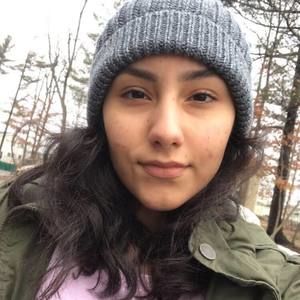 Meet your Posher, Estefanie