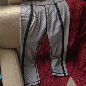 Lululemon capris leggings