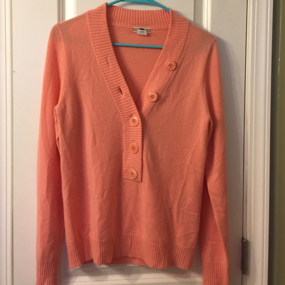 Peach colored J Crew 100% Cashmere sweater Medium