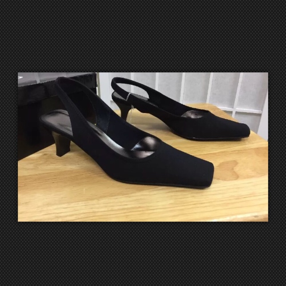 Hype woman shoes black Size 7 slingbac Classic