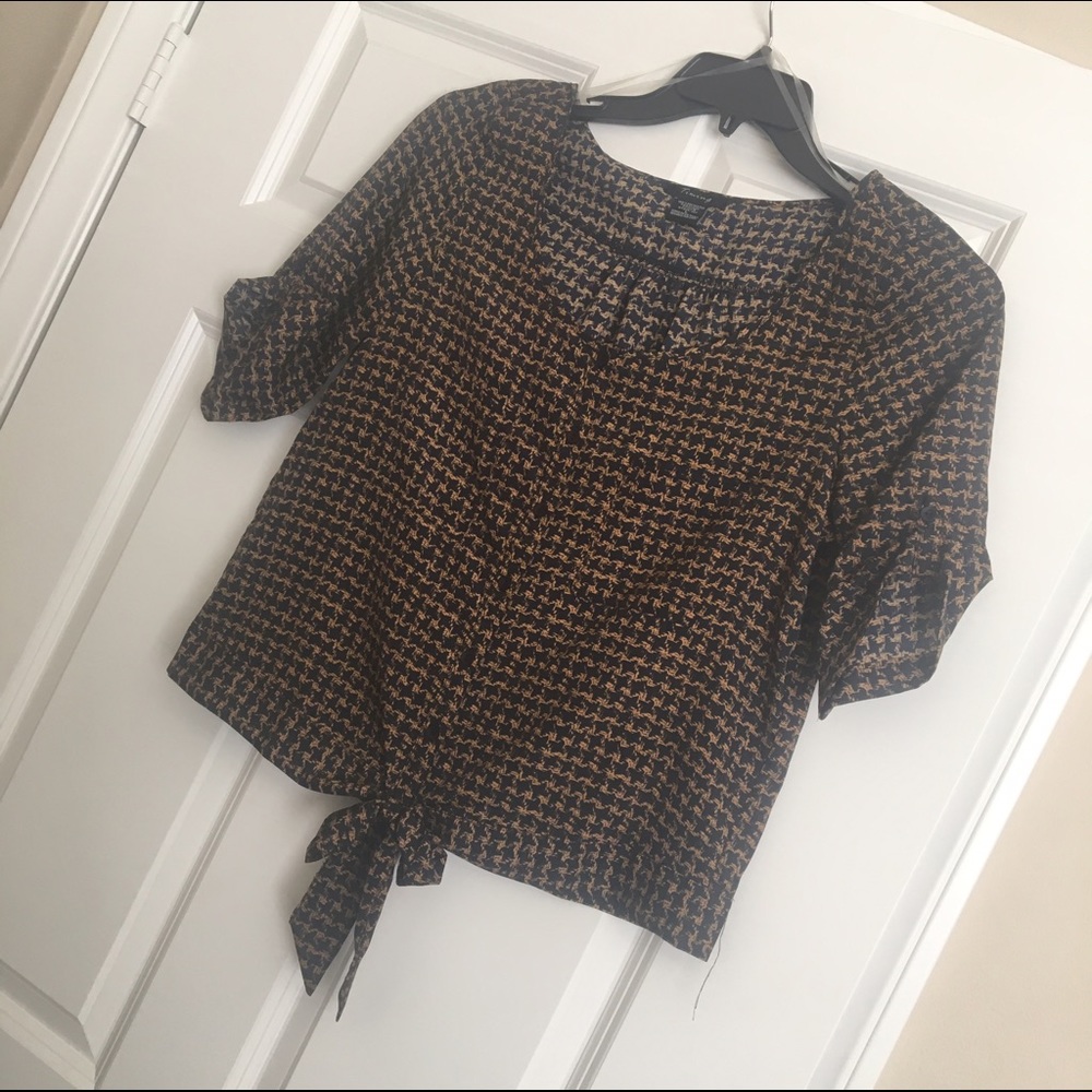 Tie crop top