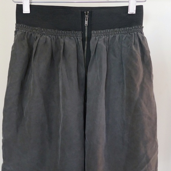 100% silk Aritzia/Wilfred skirt - Picture 2 of 4