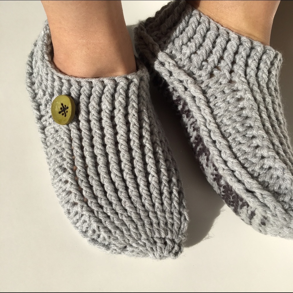 Slippers - Picture 3 of 8
