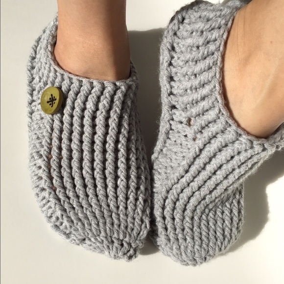 Slippers - Picture 2 of 8