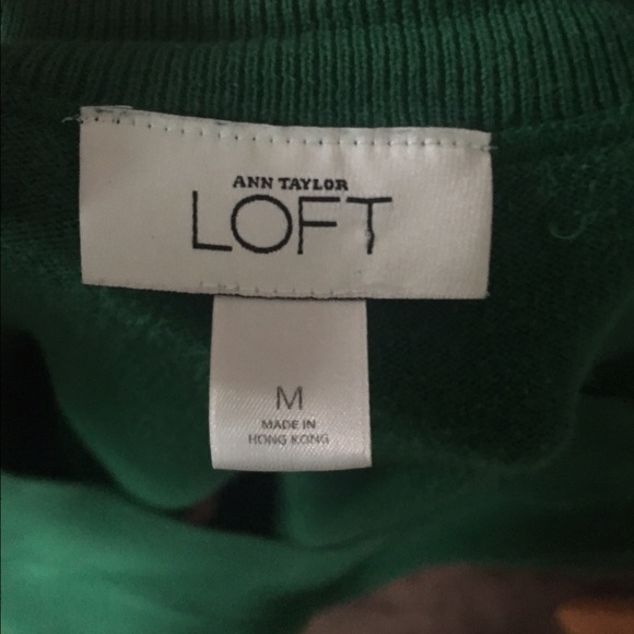 Green Sweater - Picture 3 of 3