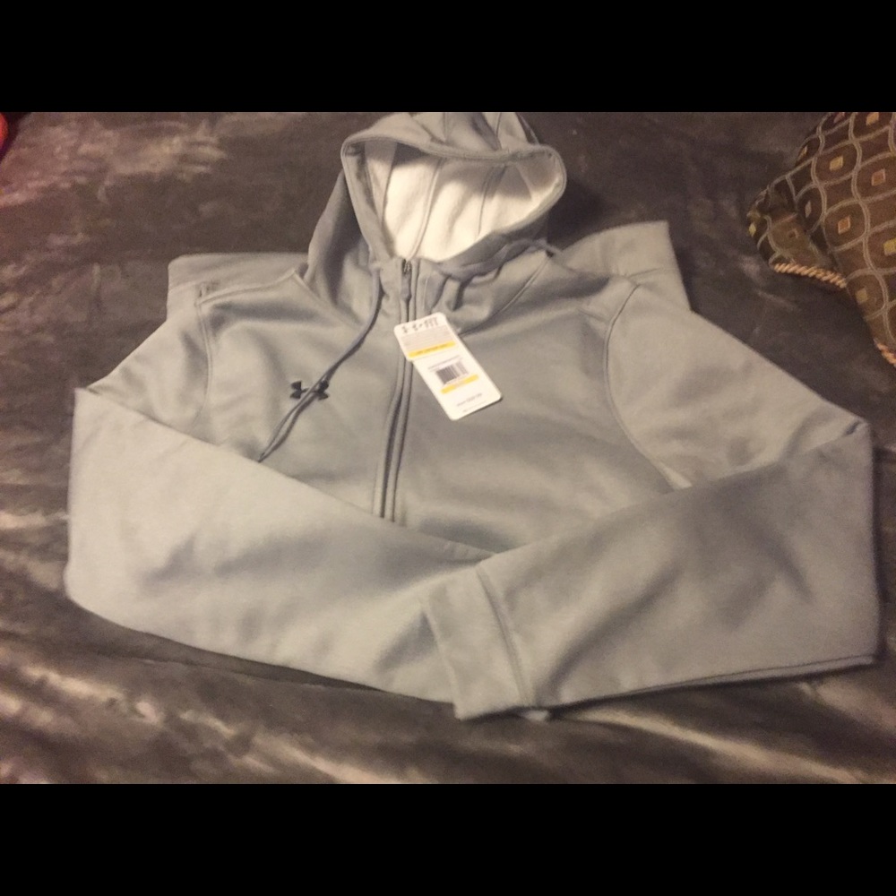 Cold gear waterproof Under Armour. Make offer!