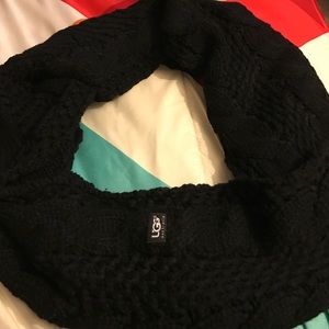 Ugg Australia Scarf 🎉🎉