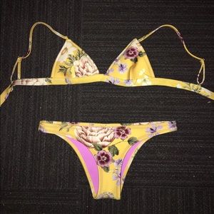 Triangl bikini yellow floral print