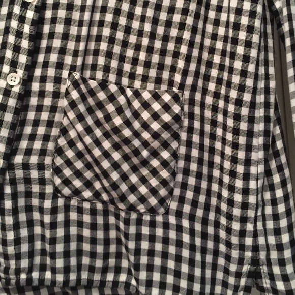 Checkered - Picture 3 of 4