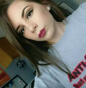 Meet your Posher, Rita