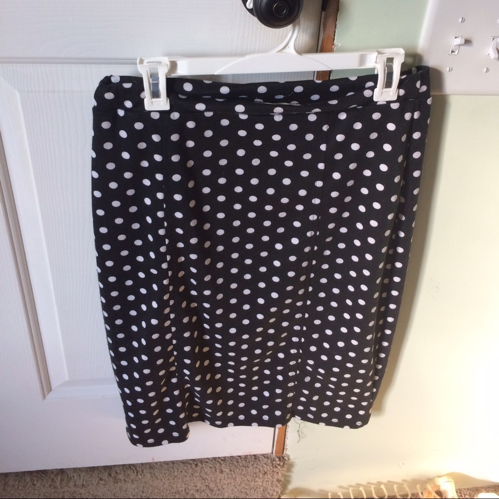 Mod cloth polka dot pencil skirt