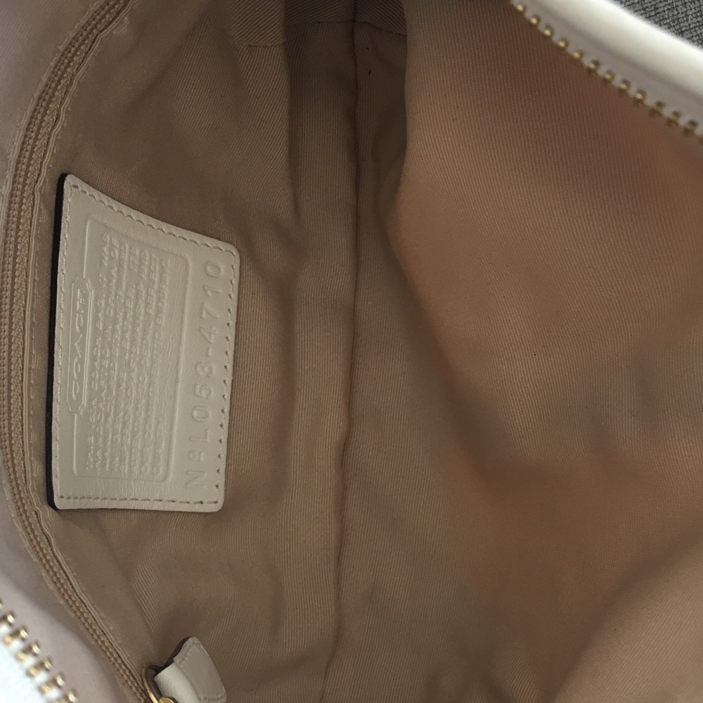 Coach Handbag - Picture 4 of 4