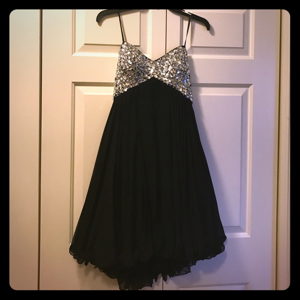 Cache Strapless Beaded formal dress