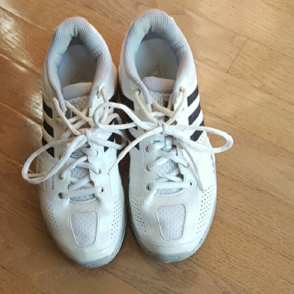 Adidas tennis shoes