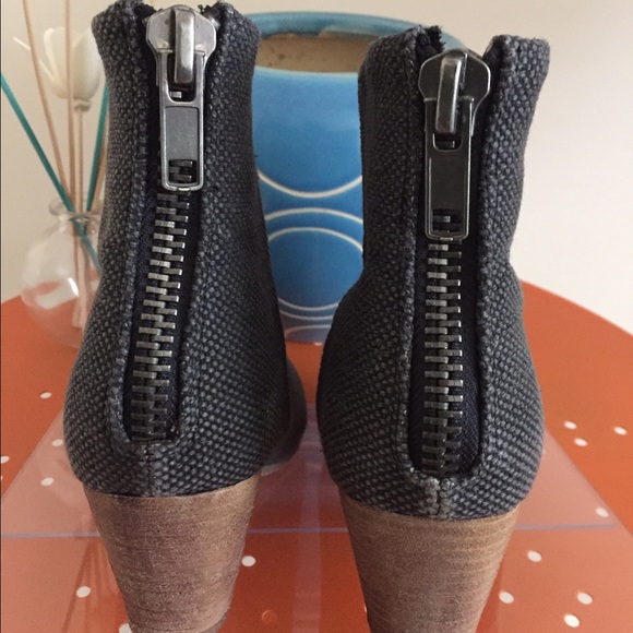 Comfy blue black canvas-like booties by Bucco! - Picture 3 of 4