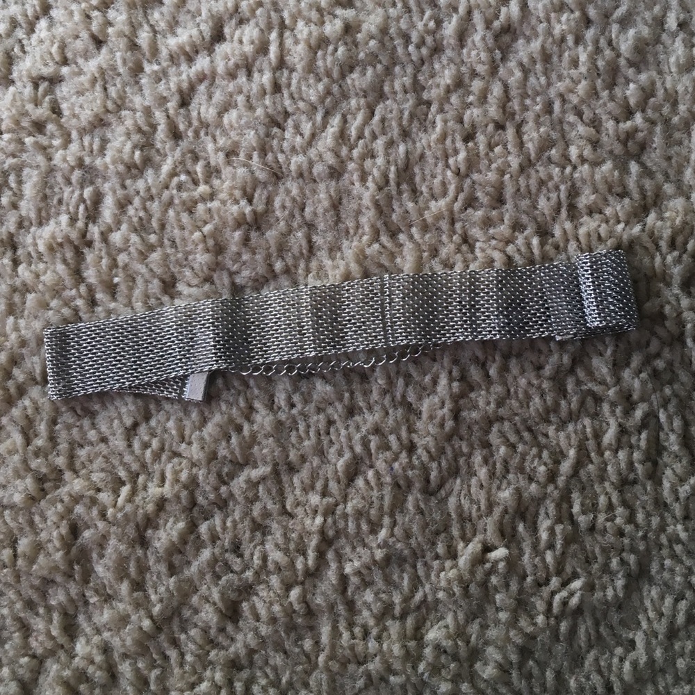 silver choker