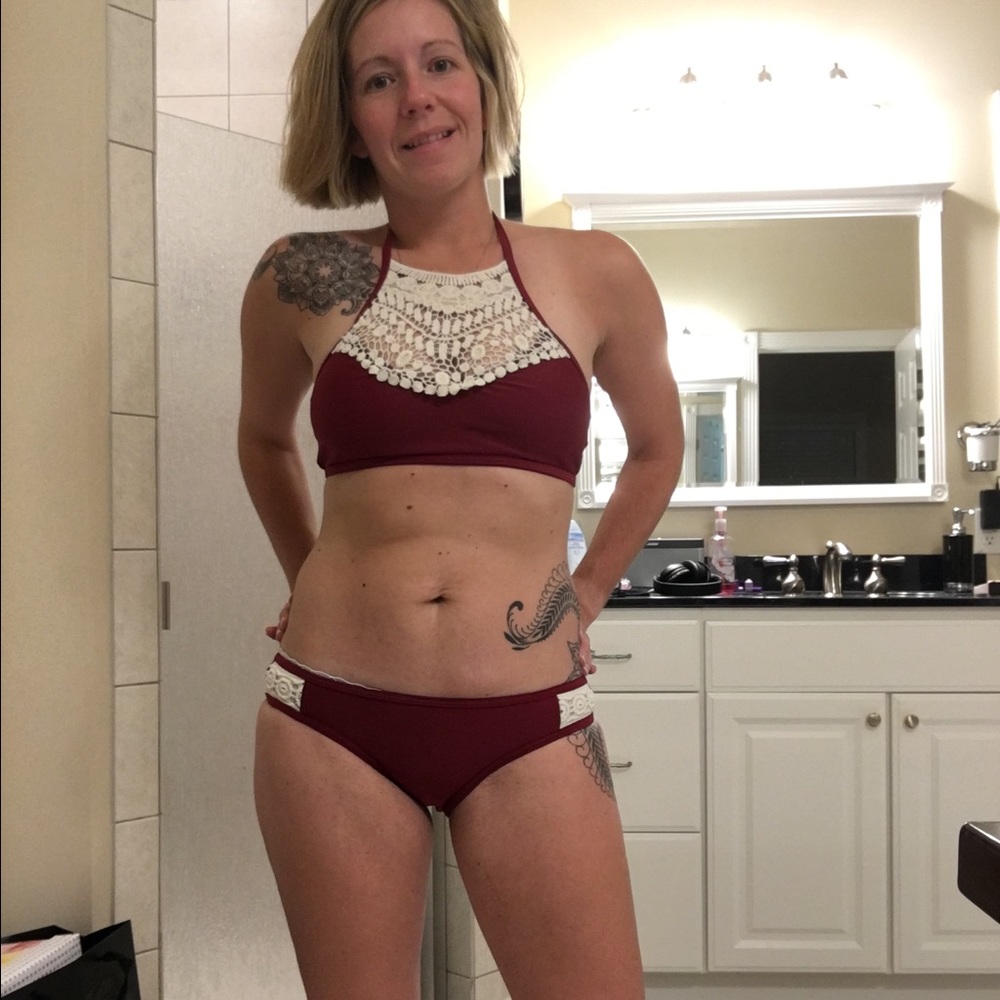 👙HP🎉Halter top bikini 👙 - Picture 4 of 6