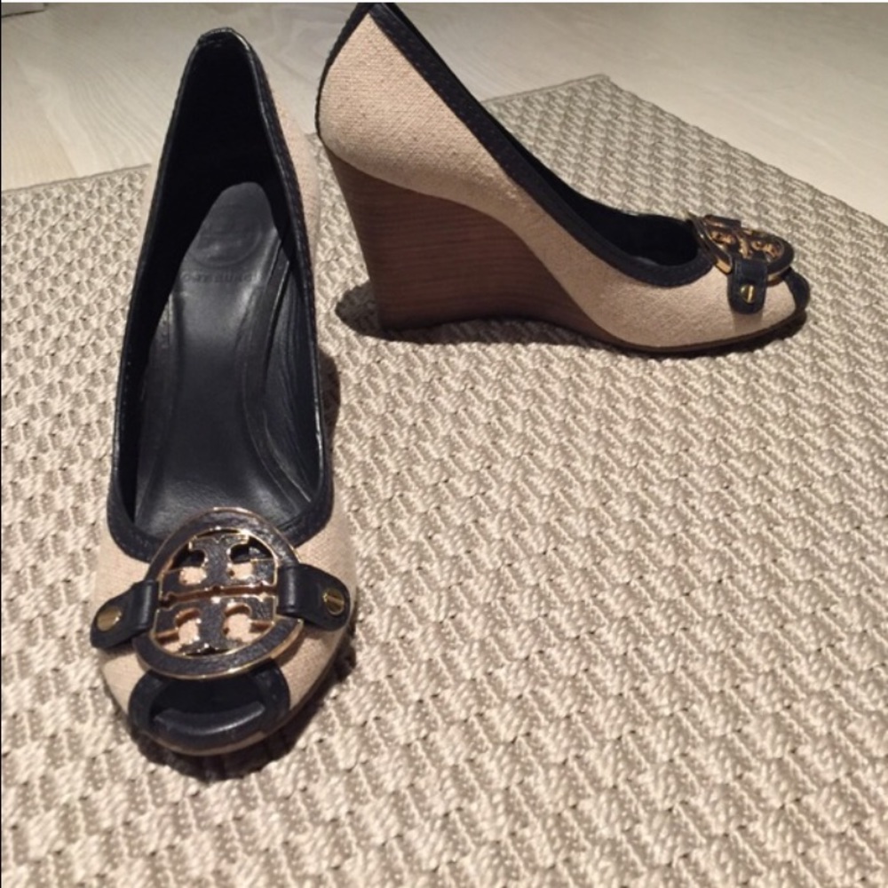 💥Authentic💥 Tory burch wedges