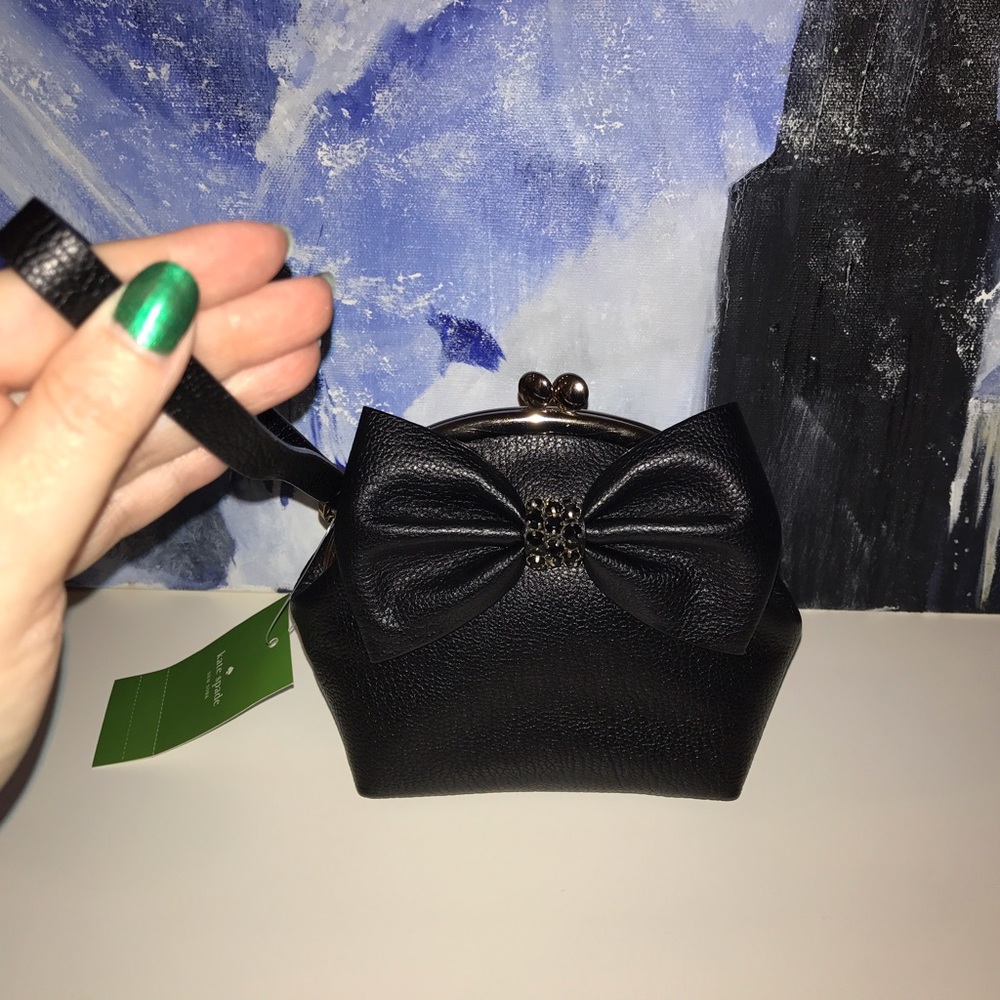Kate Spade Poise Manor Place Black Wristlet NWTs